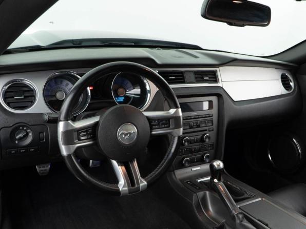 Ford Mustang V Рестайлинг с пробегом 2009 года, цена 2 707 077 рублей, 168981 км, купе, Автокод Объявления
