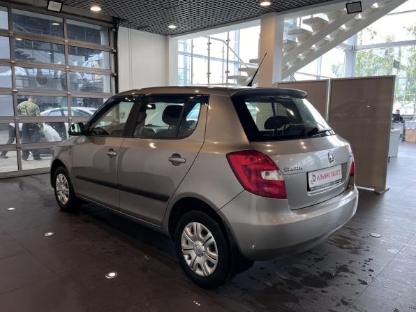 Skoda Fabia II Рестайлинг с пробегом 2013 года, цена 548 000 рублей, 172305 км, хэтчбек, Автокод Объявления