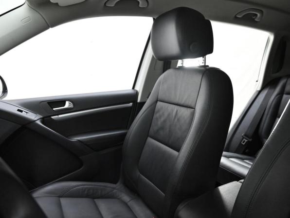 Volkswagen Tiguan I Рестайлинг с пробегом 2013 года, цена 865 000 рублей, 135917 км, внедорожник, Автокод Объявления