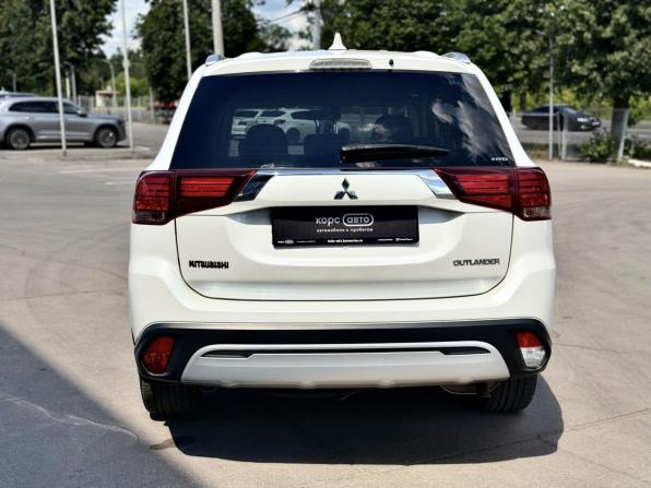 Mitsubishi Outlander III Рестайлинг 3 с пробегом 2019 года, цена 2 039 000 рублей, 162693 км, внедорожник, Автокод Объявления