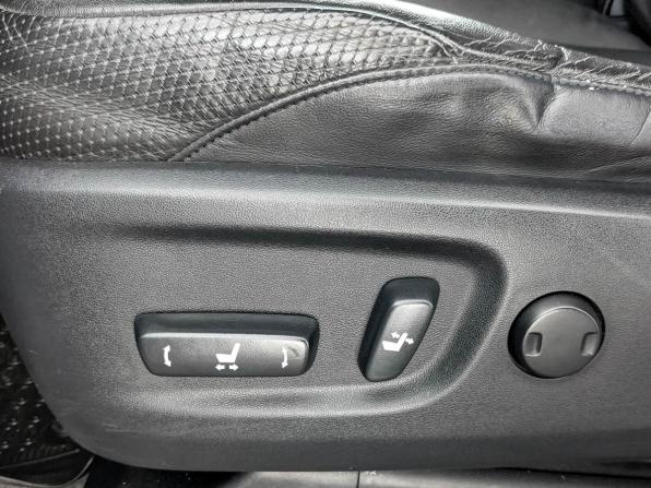Toyota Land Cruiser Prado 150 Series с пробегом 2013 года, цена 2 550 000 рублей, 397029 км, внедорожник, Автокод Объявления