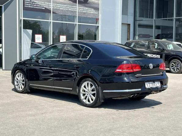 Volkswagen Passat B7 с пробегом 2011 года, цена 900 000 рублей, 221152 км, седан, Автокод Объявления
