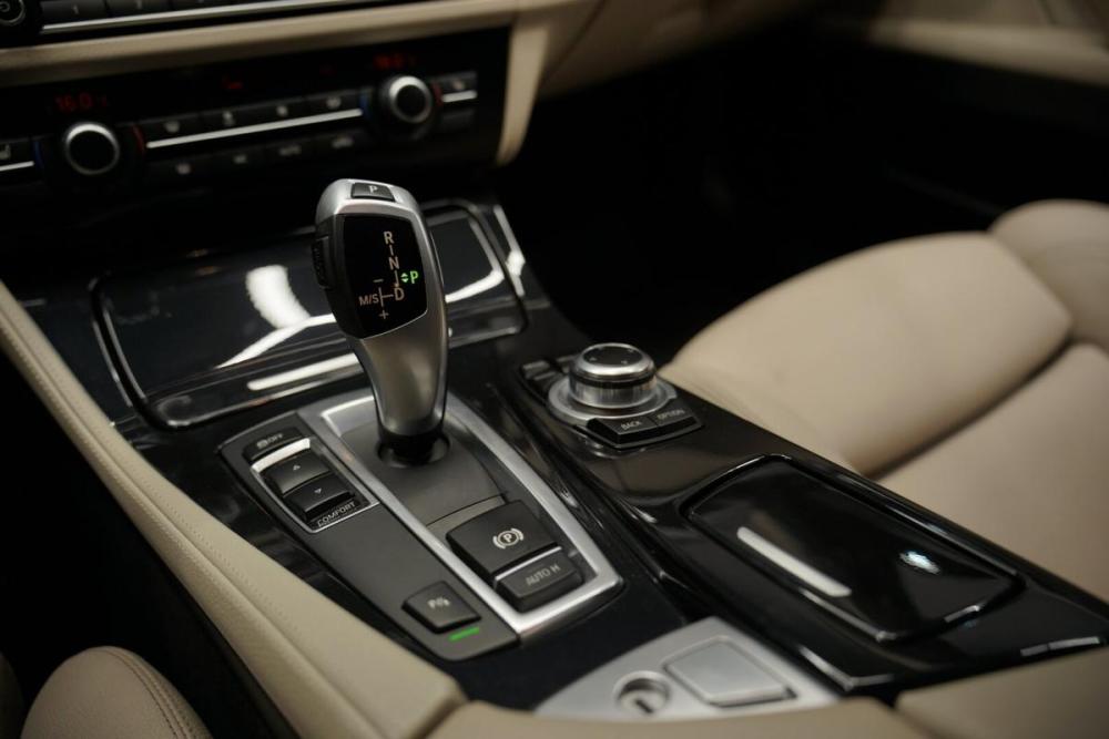 BMW 5 серии VI (F10/F11/F07) Рестайлинг Крым  - изображение 17