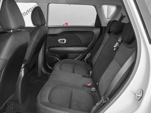 Kia Soul II Рестайлинг с пробегом 2017 года, цена 1 280 000 рублей, 179714 км, хэтчбек, Автокод Объявления