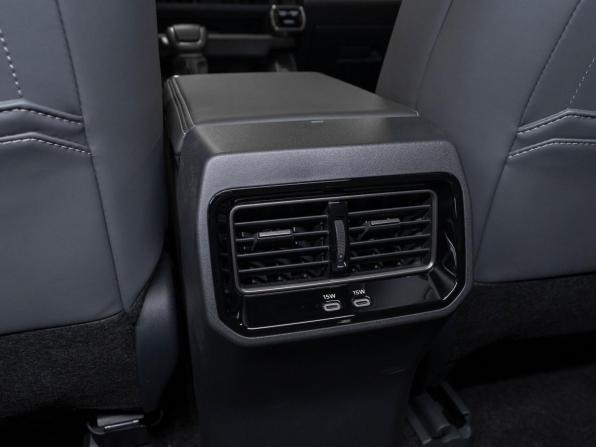 Toyota Wildlander II с пробегом 2025 года, цена 4 350 000 рублей, 18 км, внедорожник, Автокод Объявления
