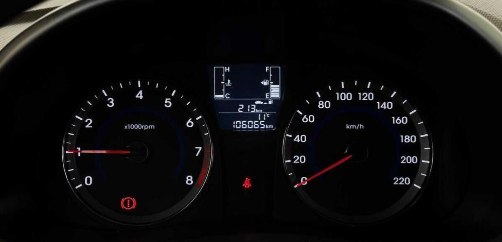 Hyundai Solaris I Рестайлинг Москва  - изображение 6