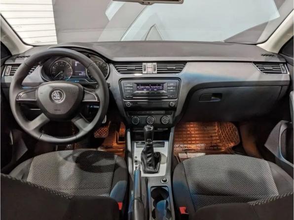 Skoda Octavia III (A7) с пробегом 2014 года, цена 1 215 000 рублей, 220000 км, лифтбек, Автокод Объявления
