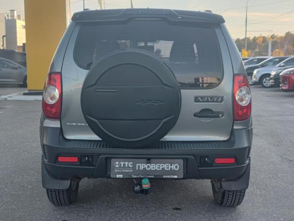 Chevrolet Niva I Рестайлинг с пробегом 2015 года, цена 620 000 рублей, 115415 км, внедорожник, Автокод Объявления