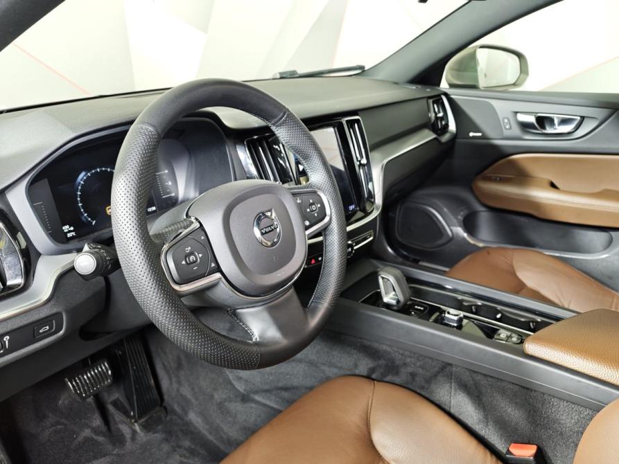 Volvo S60 III Москва  - изображение 19