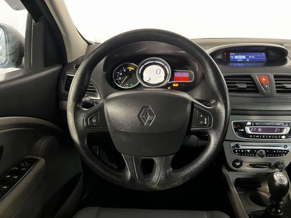 Renault Megane III с пробегом 2009 года, цена 449 900 рублей, 272000 км, хэтчбек, Автокод Объявления