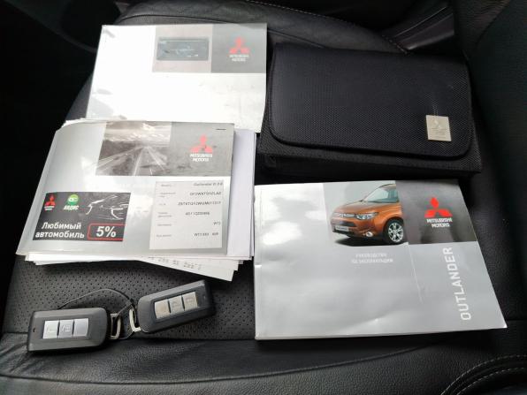 Mitsubishi Outlander III Рестайлинг 2 с пробегом 2015 года, цена 1 749 000 рублей, 177148 км, внедорожник, Автокод Объявления