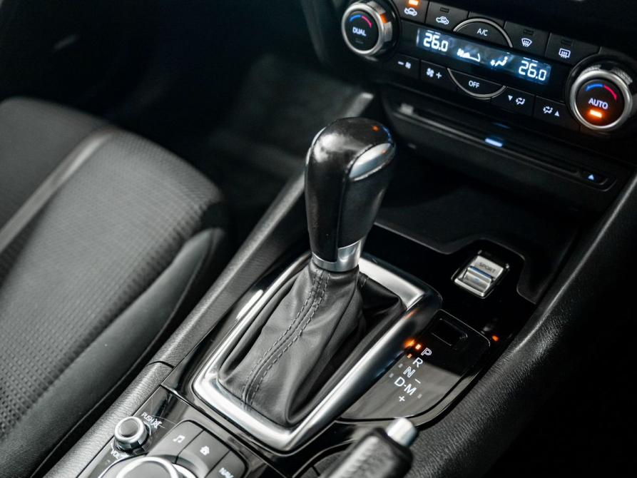 Mazda Axela III Рестайлинг Красноярск  - изображение 15