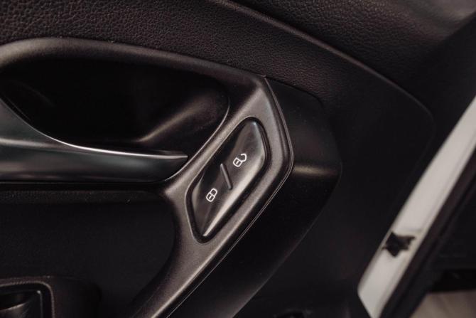 Volkswagen Polo V Рестайлинг с пробегом 2020 года, цена 659 000 рублей, 168500 км, седан, Автокод Объявления