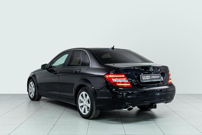 Mercedes-Benz C-Класс III (W204) Рестайлинг с пробегом 2013 года, цена 1 582 000 рублей, 147288 км, седан, Автокод Объявления