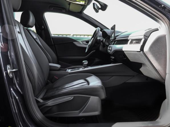 Audi A4 V (B9) Рестайлинг с пробегом 2021 года, цена 2 989 000 рублей, 102100 км, седан, Автокод Объявления