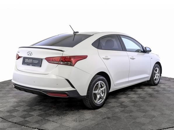 Hyundai Solaris II Рестайлинг с пробегом 2022 года, цена 1 610 000 рублей, 76766 км, седан, Автокод Объявления