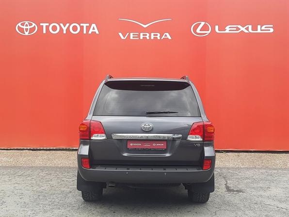 Toyota Land Cruiser 200 Series Рестайлинг 1 с пробегом 2012 года, цена 3 560 000 рублей, 179679 км, внедорожник, Автокод Объявления
