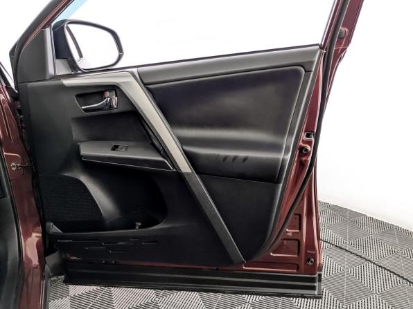 Toyota RAV4 IV (XA40) Рестайлинг с пробегом 2019 года, цена 2 500 000 рублей, 139234 км, внедорожник, Автокод Объявления