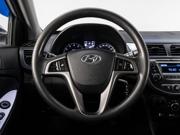 Hyundai Solaris I Рестайлинг с пробегом 2016 года, цена 990 000 рублей, 164032 км, седан, Автокод Объявления