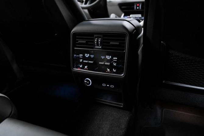 Новый Porsche Cayenne III Рестайлинг 2026 года, цена 23 900 000 рублей, внедорожник, Автокод Объявления