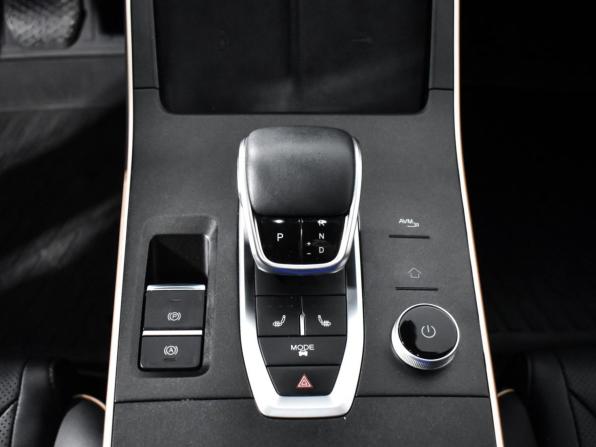 Omoda C5 I с пробегом 2023 года, цена 1 690 000 рублей, 35893 км, внедорожник, Автокод Объявления