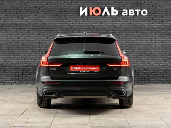Volvo V60 Cross Country II с пробегом 2020 года, цена 3 700 000 рублей, 110911 км, универсал, Автокод Объявления