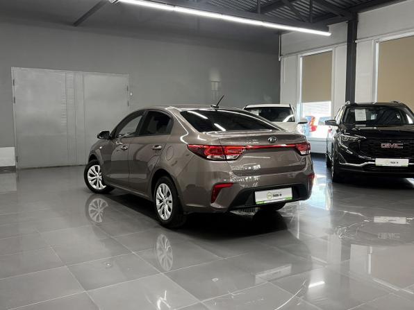 Kia Rio IV с пробегом 2017 года, цена 1 345 000 рублей, 91211 км, седан, Автокод Объявления
