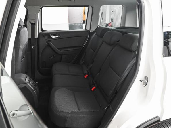 Skoda Yeti I Рестайлинг с пробегом 2013 года, цена 985 000 рублей, 134031 км, внедорожник, Автокод Объявления