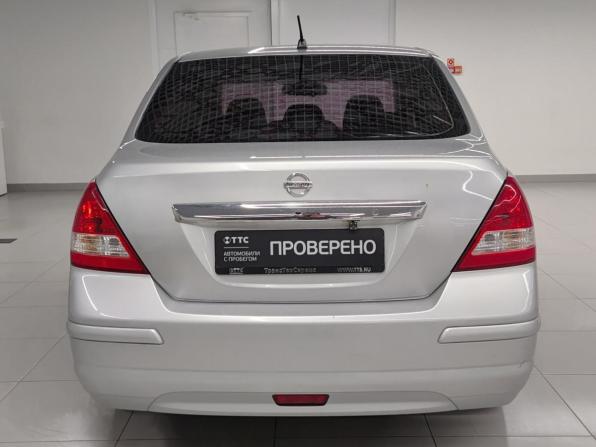 Nissan Tiida I Рестайлинг с пробегом 2011 года, цена 709 000 рублей, 215743 км, седан, Автокод Объявления