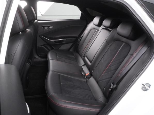 Hyundai Lafesta I Рестайлинг с пробегом 2025 года, цена 2 899 000 рублей, 6700 км, седан, Автокод Объявления