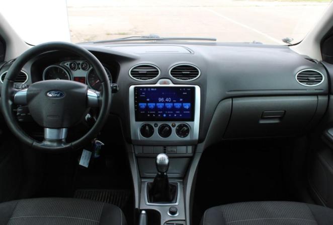 Ford Focus II Рестайлинг с пробегом 2010 года, цена 530 000 рублей, 195319 км, седан, Автокод Объявления