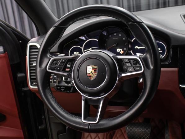 Porsche Cayenne III с пробегом 2019 года, цена 4 649 000 рублей, 125998 км, внедорожник, Автокод Объявления