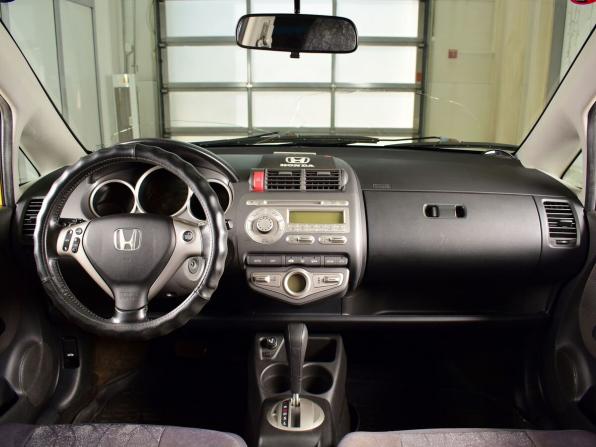 Honda Jazz I Рестайлинг с пробегом 2007 года, цена 695 995 рублей, 190492 км, хэтчбек, Автокод Объявления