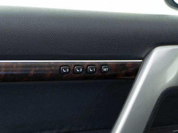 Toyota Land Cruiser 200 Series Рестайлинг 1 с пробегом 2013 года, цена 3 799 050 рублей, 284537 км, внедорожник, Автокод Объявления