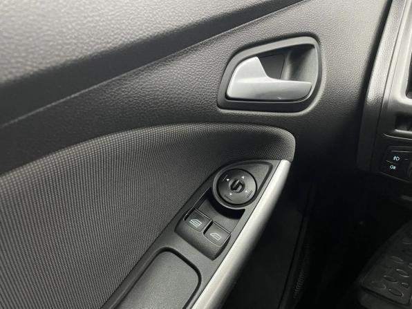 Ford Focus III с пробегом 2013 года, цена 830 000 рублей, 203000 км, универсал, Автокод Объявления