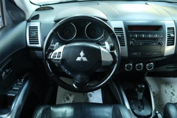 Mitsubishi Outlander II Рестайлинг с пробегом 2010 года, цена 1 249 000 рублей, 193000 км, внедорожник, Автокод Объявления