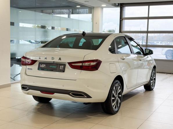 Lada (ВАЗ) Vesta I Рестайлинг (NG) с пробегом 2025 года, цена 1 575 000 рублей, 45166 км, седан, Автокод Объявления