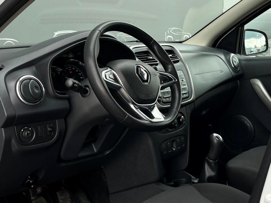 Renault Logan II Рестайлинг Санкт-Петербург  - изображение 5