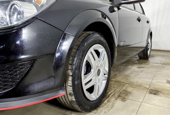 Opel Astra J Рестайлинг с пробегом 2013 года, цена 680 000 рублей, 177520 км, седан, Автокод Объявления