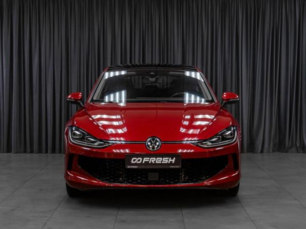 Volkswagen Lamando II с пробегом 2022 года, цена 2 409 000 рублей, 28147 км, лифтбек, Автокод Объявления