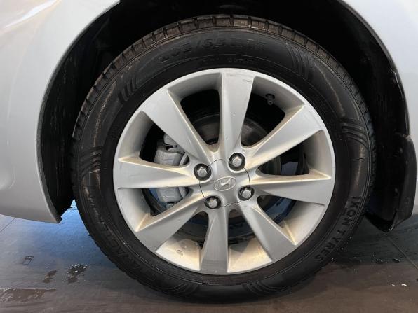 Hyundai Solaris I с пробегом 2012 года, цена 675 000 рублей, 168172 км, седан, Автокод Объявления