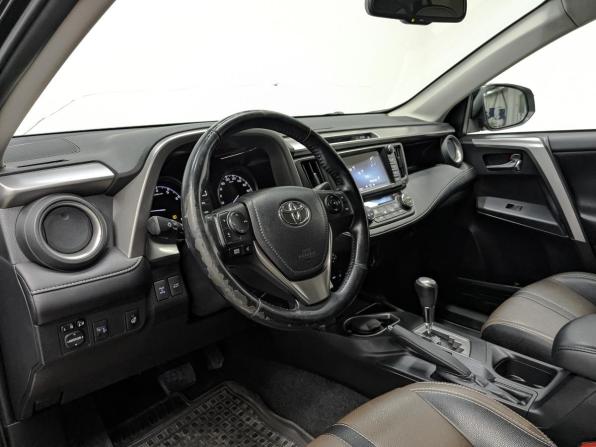 Toyota RAV4 IV (XA40) Рестайлинг с пробегом 2017 года, цена 2 270 000 рублей, 134953 км, внедорожник, Автокод Объявления