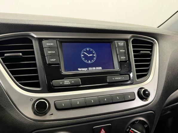 Hyundai Solaris II с пробегом 2019 года, цена 1 370 000 рублей, 63641 км, седан, Автокод Объявления
