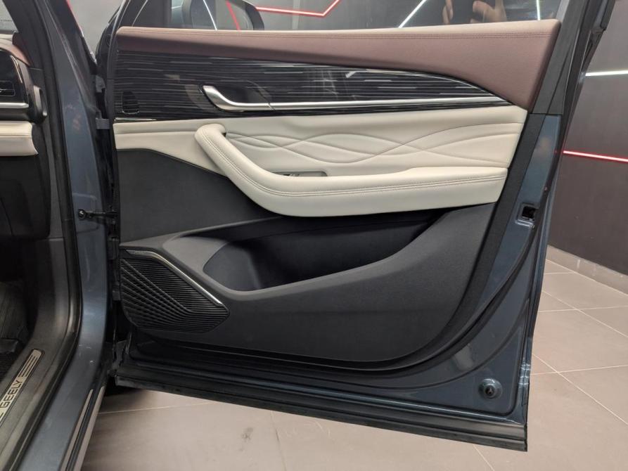 Geely Monjaro I Москва  - изображение 18