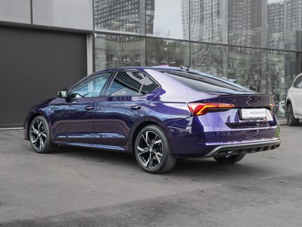 Skoda Octavia IV (A8) с пробегом 2021 года, цена 2 890 000 рублей, 54584 км, лифтбек, Автокод Объявления