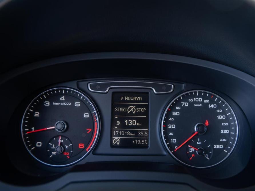 Audi Q3 I (8U) Волгоград  - изображение 15