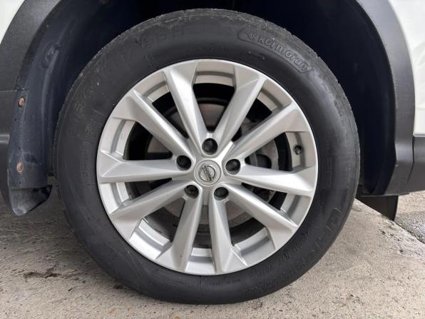 Nissan Qashqai II с пробегом 2015 года, цена 1 599 000 рублей, 153792 км, внедорожник, Автокод Объявления