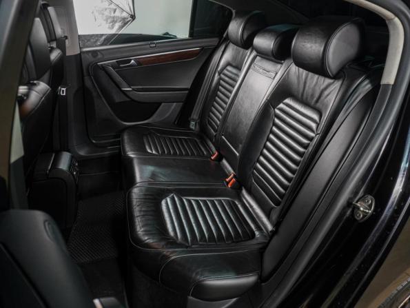Volkswagen Passat B7 с пробегом 2012 года, цена 1 289 000 рублей, 164870 км, седан, Автокод Объявления