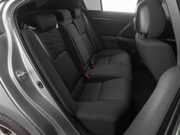 Toyota Avensis III с пробегом 2010 года, цена 999 000 рублей, 266516 км, седан, Автокод Объявления
