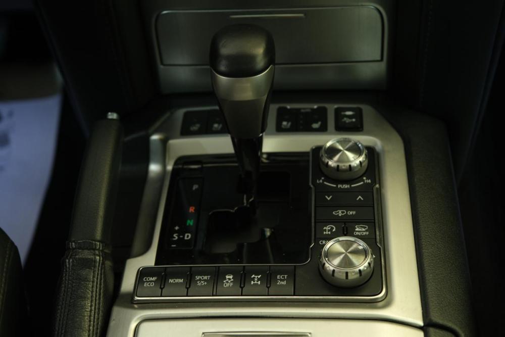 Toyota Land Cruiser 200 Series Рестайлинг 2 Омск  - изображение 21